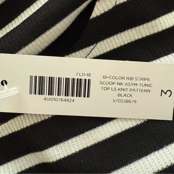 Chico’s Black & White Asymmetrical Striped Tunic Top size 3 (XL) NWT - Picture 6 of 8